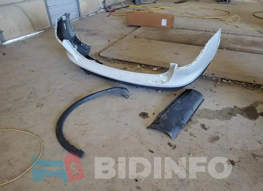 2LMPJ8KP2PBL20613 Photo# 13