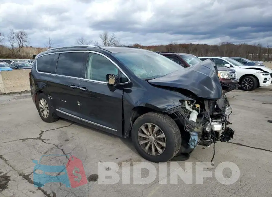 2C4RC1BG6JR234844 Photo# 4