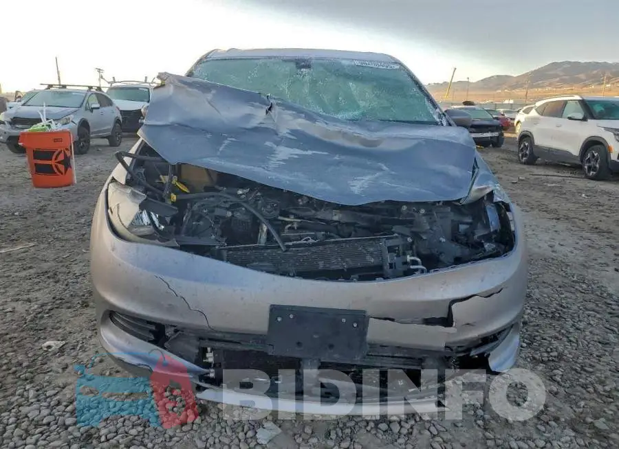 2C4RC1DG5HR510924 Photo# 5