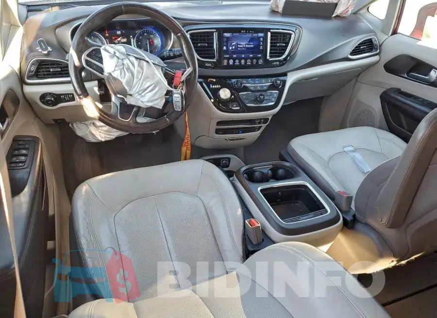 2C4RC1EG6HR782302 Photo# 8