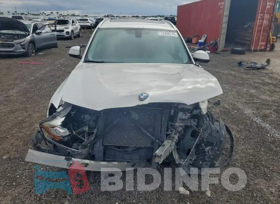 5UXWZ7C30H0V86465 Photo# 5