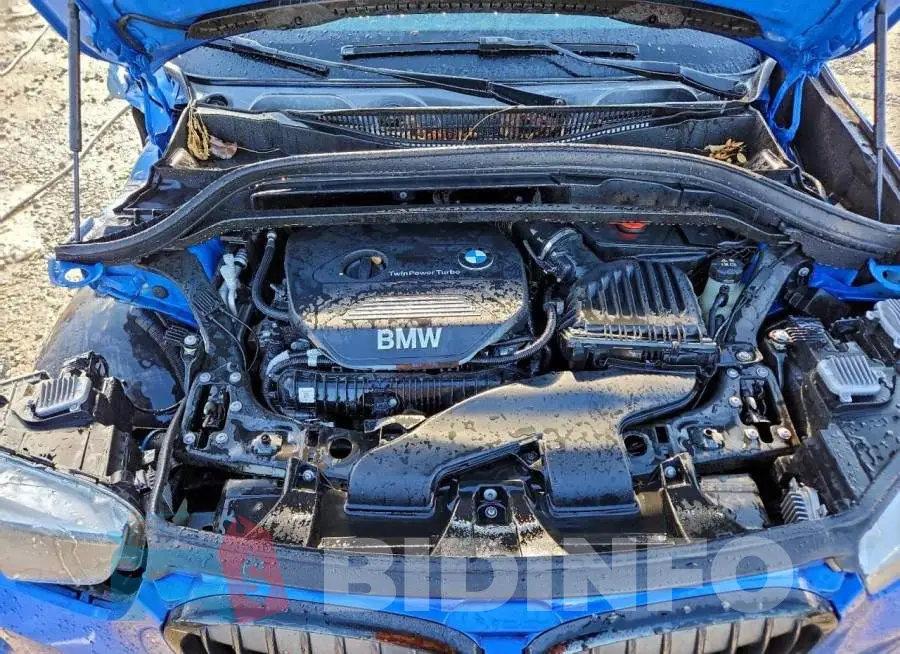 WBXHT3C32H5F74783 Photo# 11