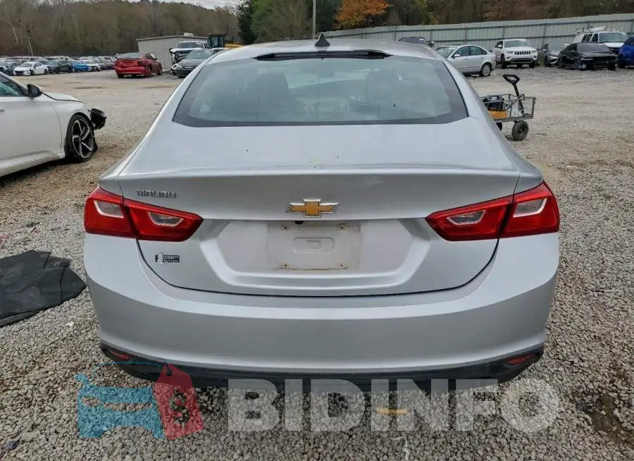 1G1ZB5ST1JF201712 Photo# 6