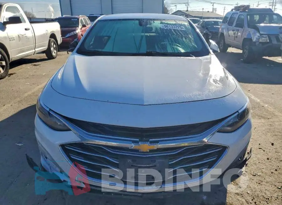 1G1ZD5ST0KF111835 Photo# 5