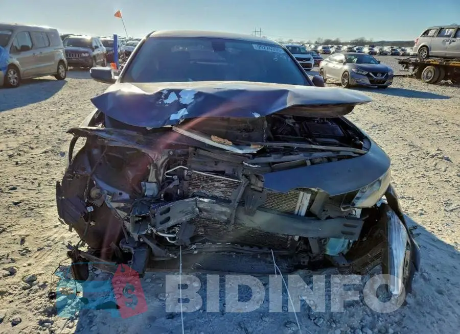1G1ZD5ST2KF214044 Photo# 5