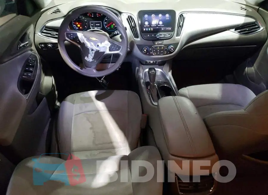 1G1ZD5ST5LF063136 Photo# 8