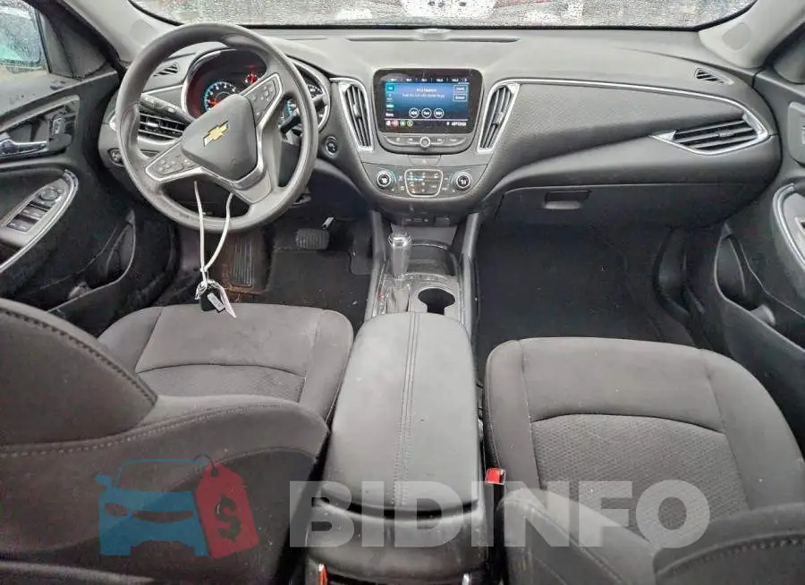 1G1ZD5ST8KF225839 Photo# 8