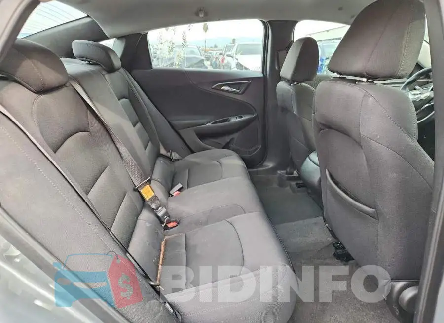 1G1ZG5ST7SF109233 Photo# 10