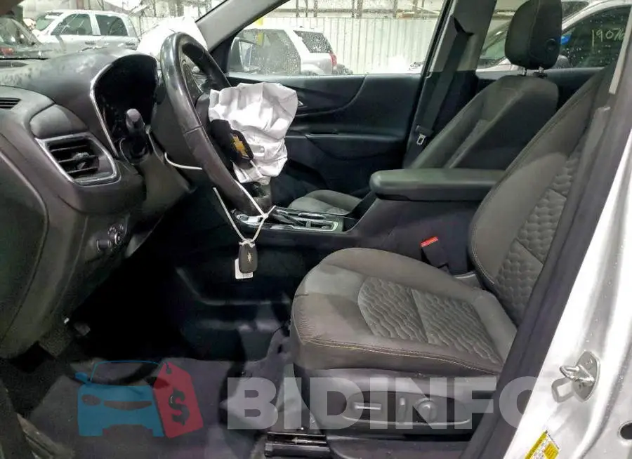 2GNAXUEV0L6141584 Photo# 7