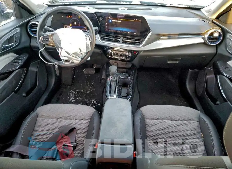 KL77LHE23RC174698 Photo# 8