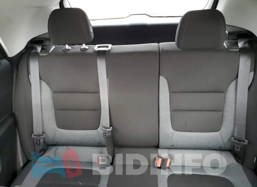 KL79MPSLXPB183737 Photo# 10