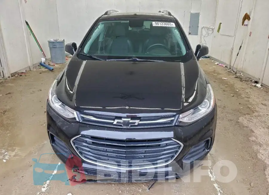 KL7CJLSB3LB350870 Photo# 5