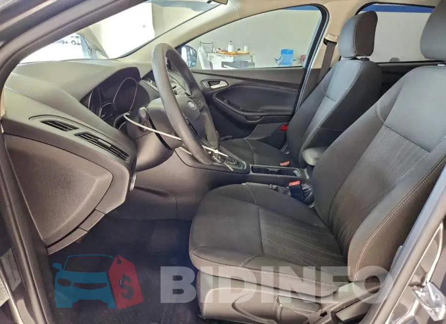 1FADP3F28HL269547 Photo# 7