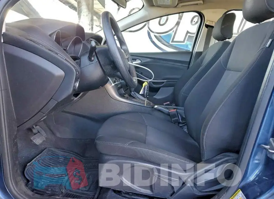 1FADP3M20JL313601 Photo# 7