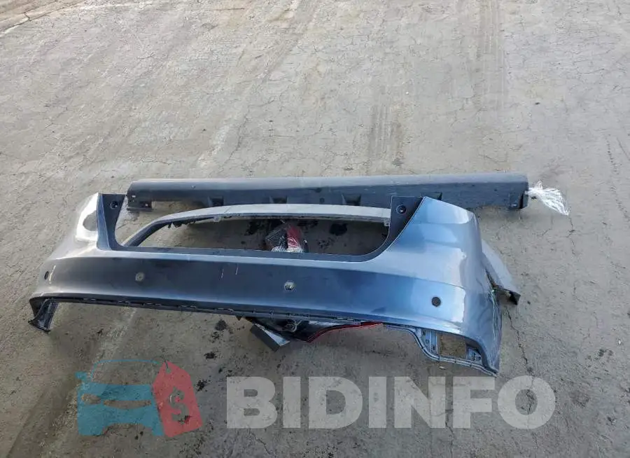 1FADP3M20JL313601 Photo# 12