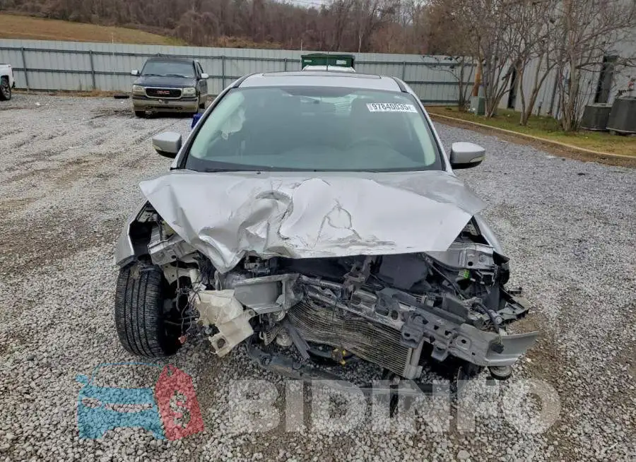 1FADP3M23HL348742 Photo# 5