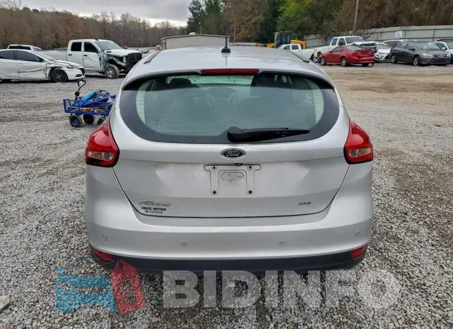 1FADP3M23HL348742 Photo# 6