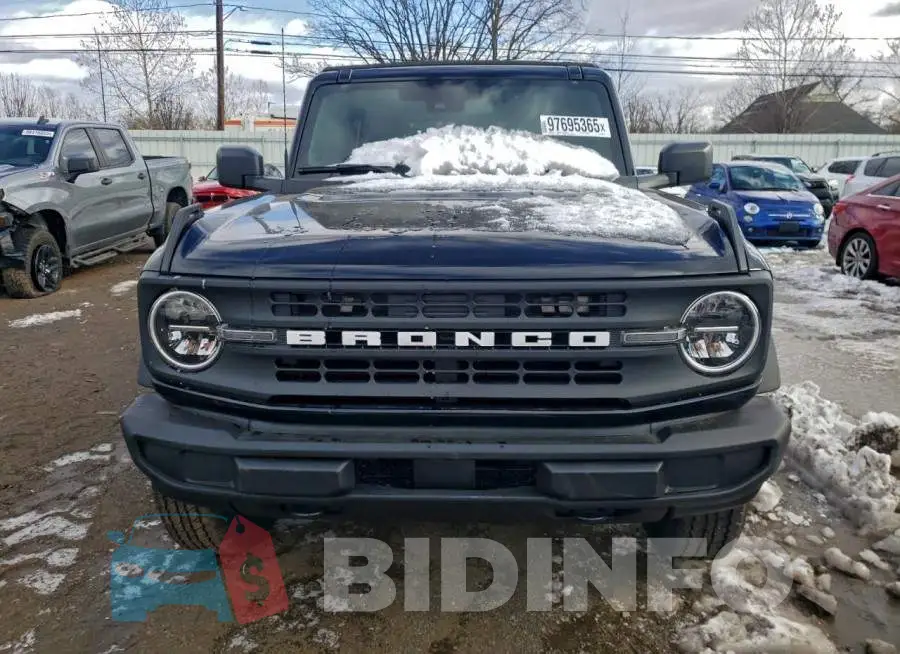 1FMDE7BH8SLB39952 Photo# 5