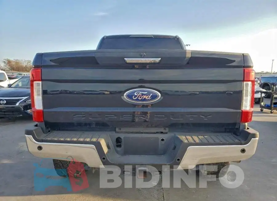 1FT7W2BT2JEB18667 Photo# 6