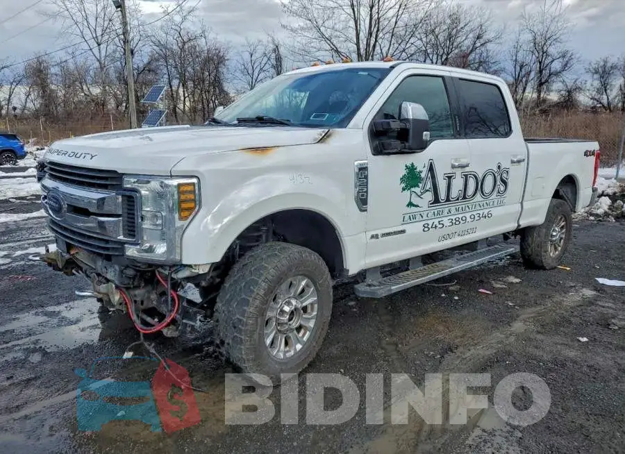 1FT7W2BT2JEC51834 Photo# 1