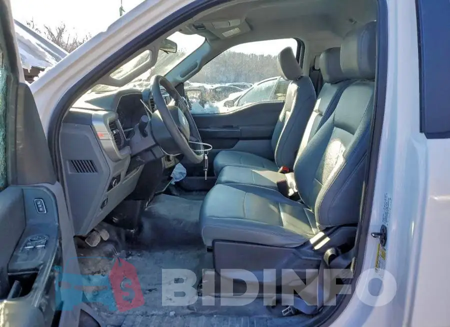 1FTMF1EB7NKF25357 Photo# 7