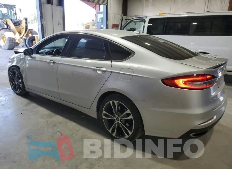 3FA6P0D9XKR152892 Photo# 2