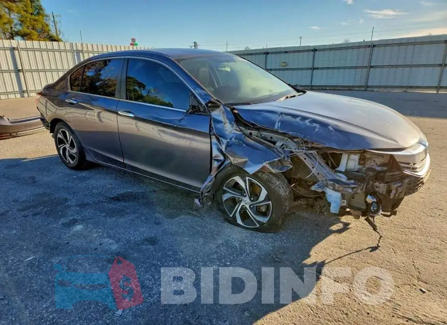 1HGCR2F31HA145023 Photo# 4