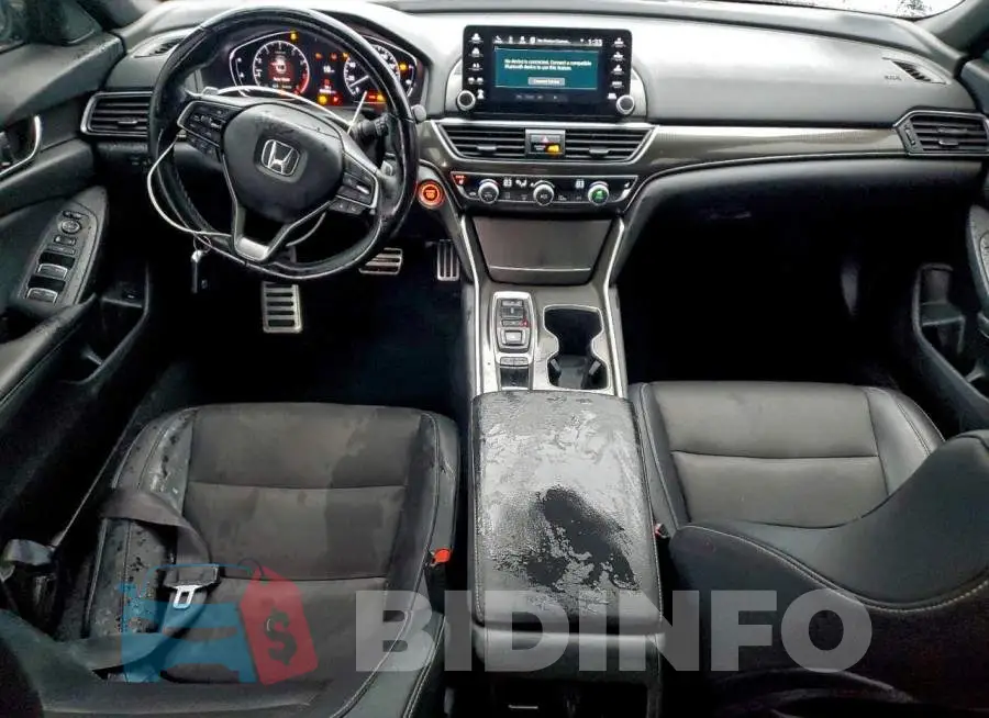 1HGCV2F33MA030414 Photo# 8