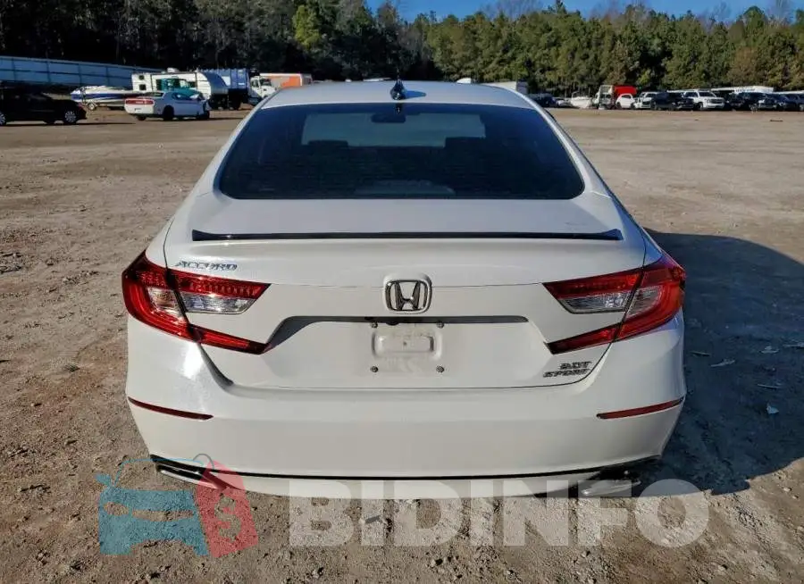 1HGCV2F38MA009882 Photo# 6