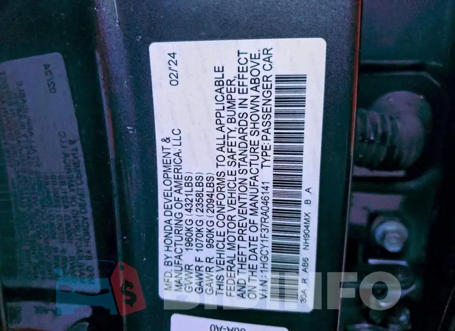 1HGCY1F37RA046141 Photo# 12