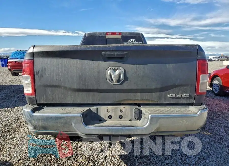 3C63R3GLXRG148564 Photo# 6