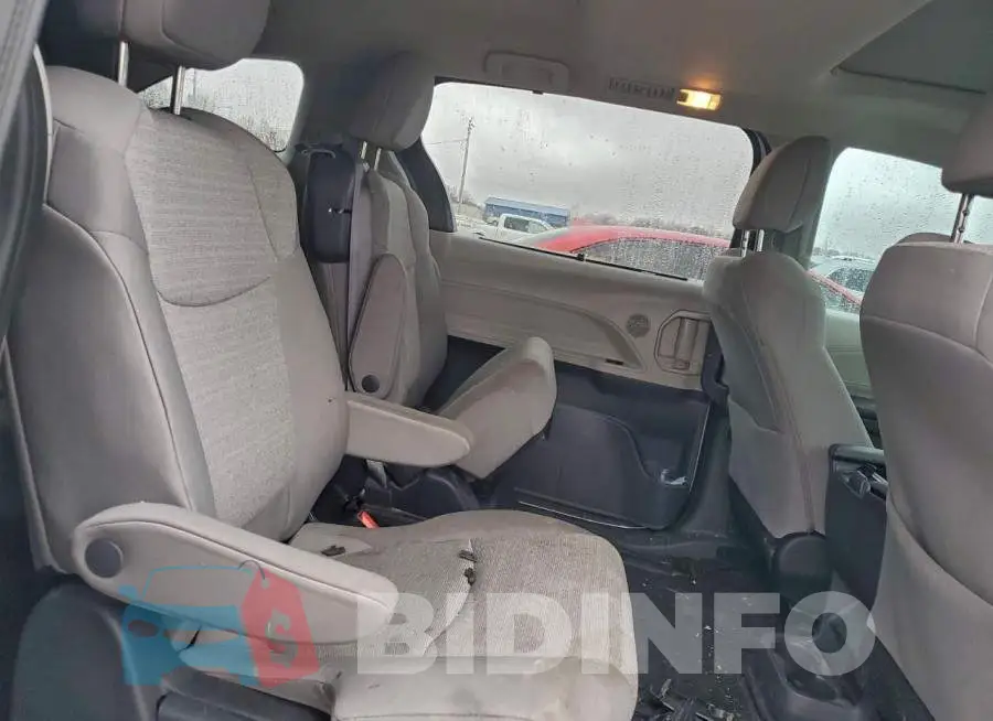 5TDBRKEC8PS165119 Photo# 11