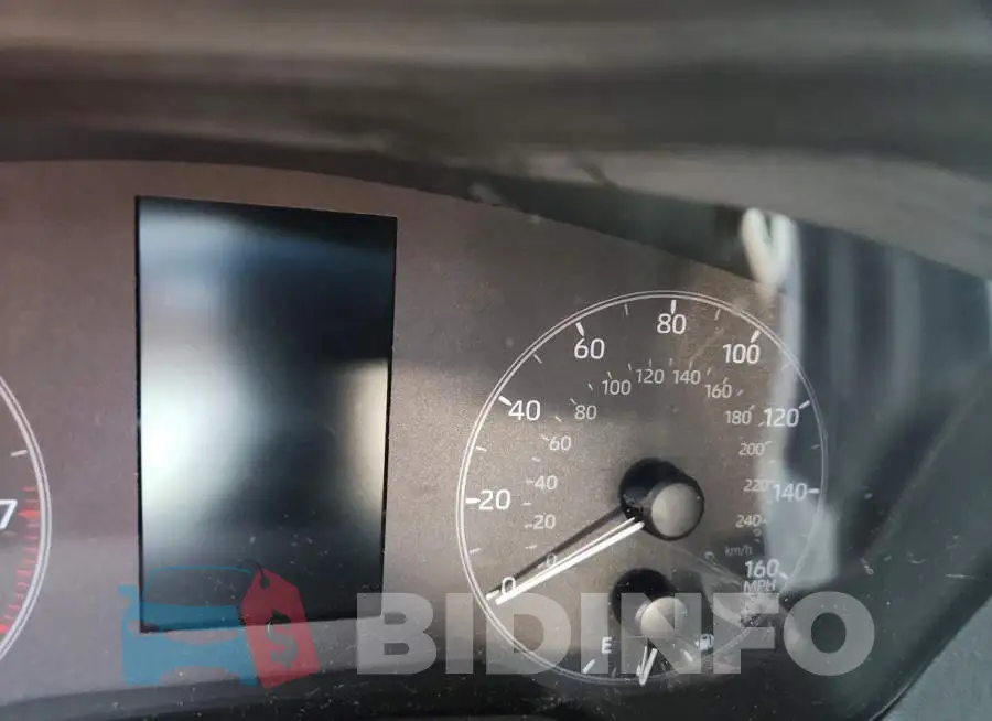 5YFB4MDE5RP181299 Photo# 9