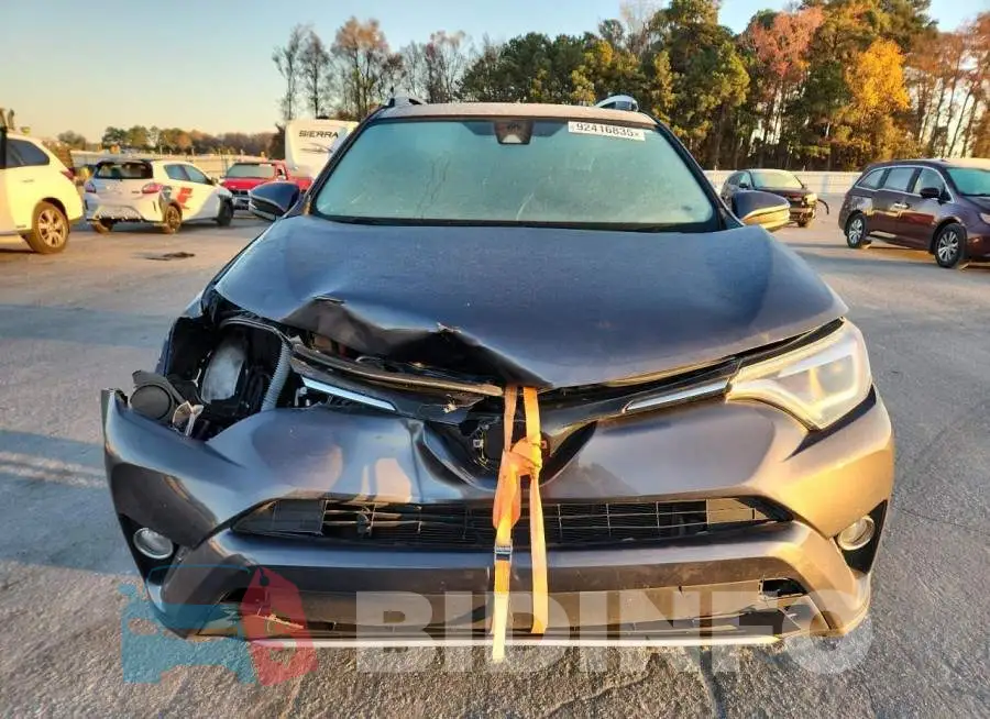 JTMYFREV8JJ746881 Photo# 5