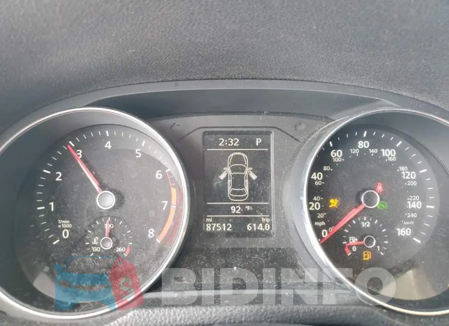 1VWDT7A36HC010081 Photo# 9