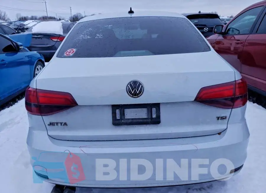 3VW167AJ0HM406272 Photo# 6