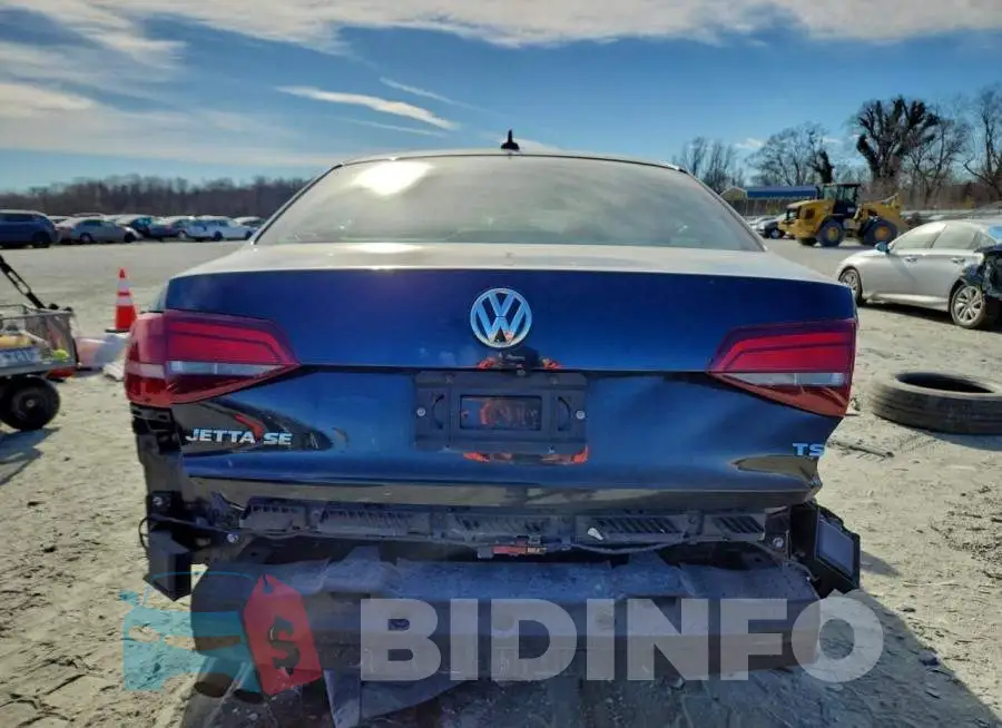 3VWDB7AJ0HM328679 Photo# 6