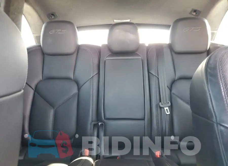 WP1AD2A25HLA81784 Photo# 10