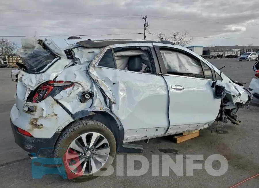 KL4CJCSBXHB145910 Photo# 3