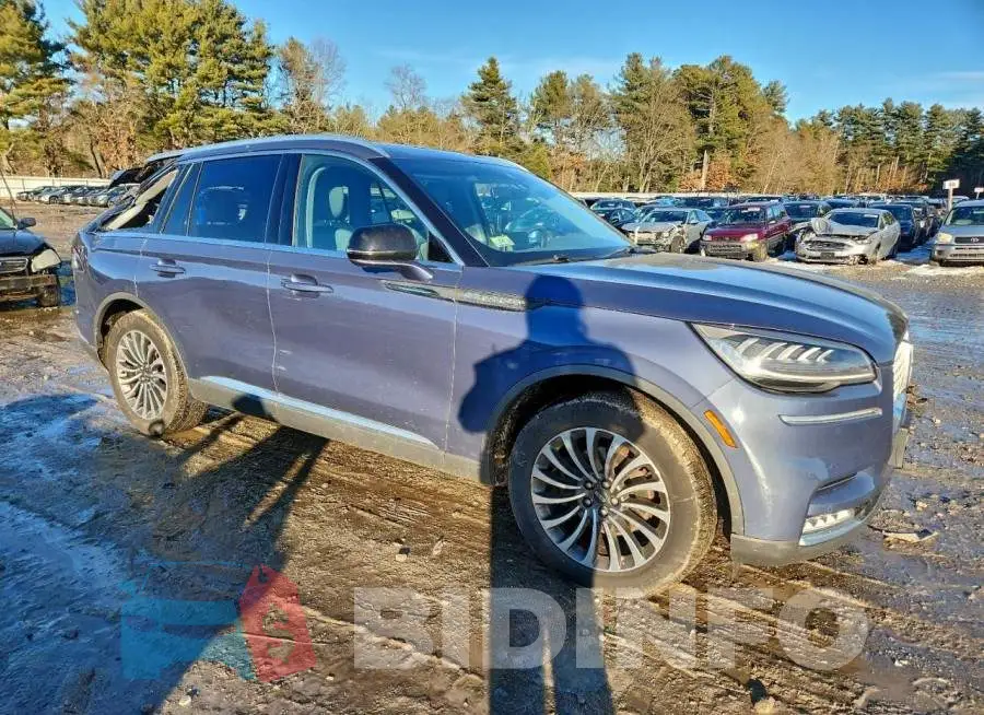 5LM5J7XC2MGL06246 Photo# 4
