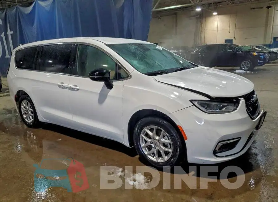 2C4RC1BG4SR503134 Photo# 4