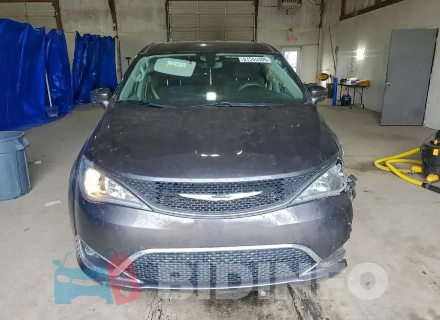 2C4RC1FG8LR136783 Photo# 5