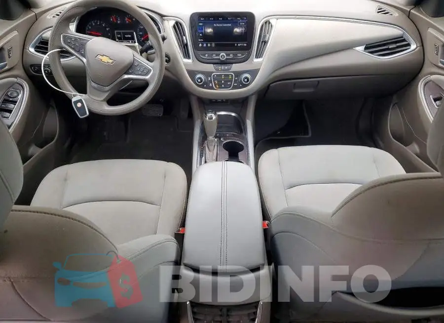 1G1ZD5ST6LF009022 Photo# 8