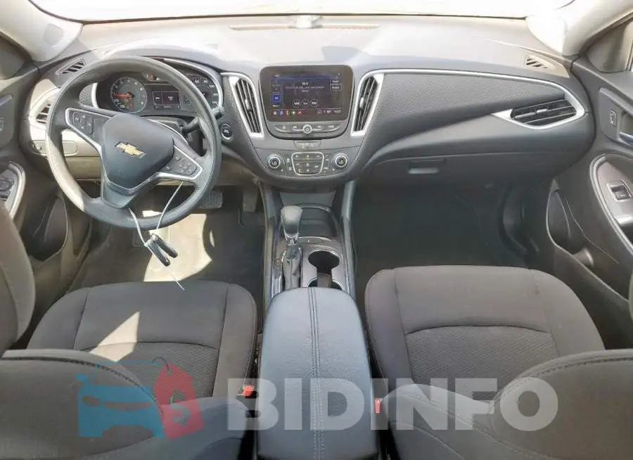 1G1ZD5ST9NF157006 Photo# 8
