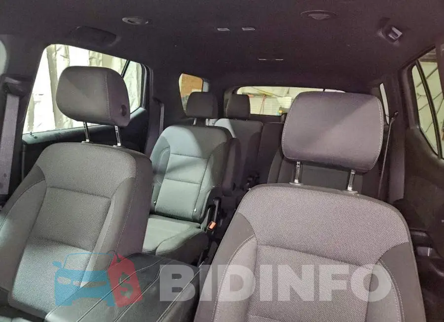 1GNEVGKW8PJ335875 Photo# 10