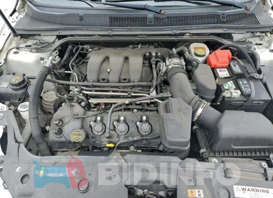 1FAHP2D8XJG137858 Photo# 11