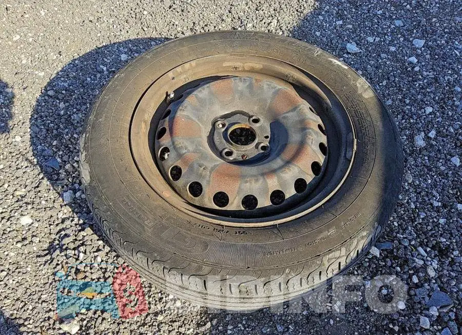 3KPC24A6XLE096524 Photo# 12