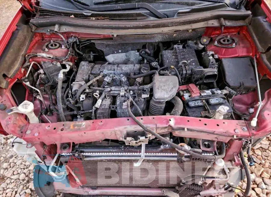 JA4AD2A32JZ007701 Photo# 12