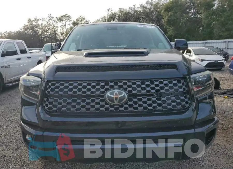 5TFDW5F11KX843180 Photo# 5