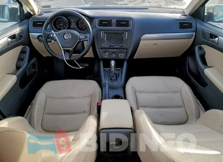 3VWDB7AJ2HM201724 Photo# 8